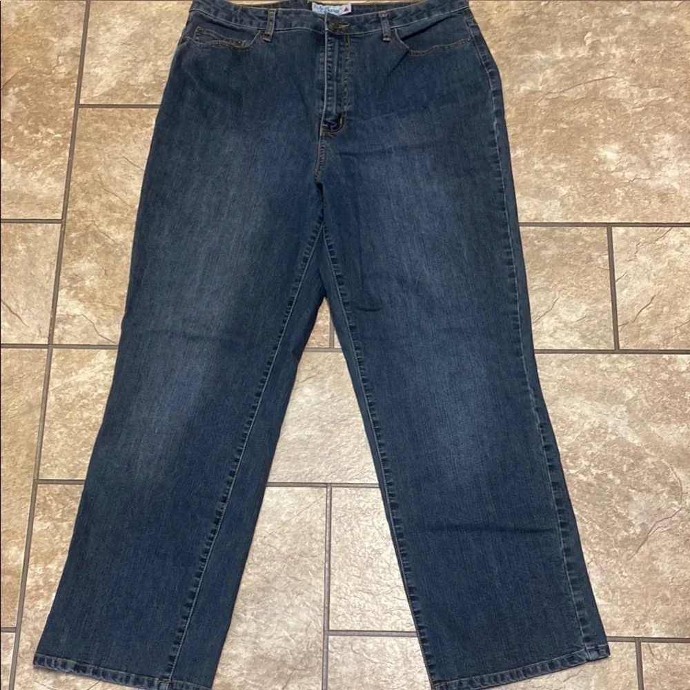 Vintage Dark Blue Size 11M Average High Rise Wide Leg Jeans